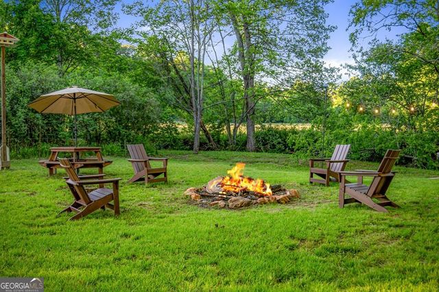 390 Sunnybrook Road, Blue Ridge, GA 30513