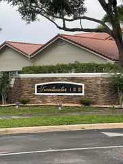 10910 Lakemore Lane 201, Boca Raton, FL 33498