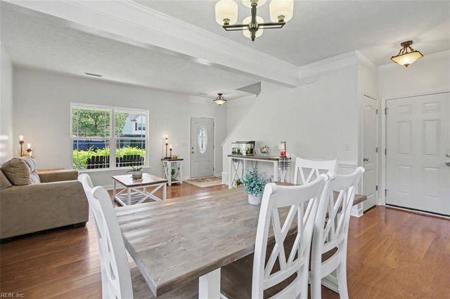 3904 Ordinary LOOP, Hayes, VA 23072