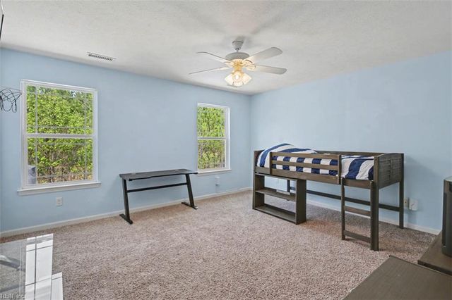 3904 Ordinary LOOP, Hayes, VA 23072