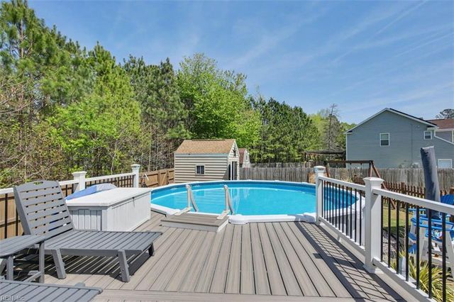 3904 Ordinary LOOP, Hayes, VA 23072