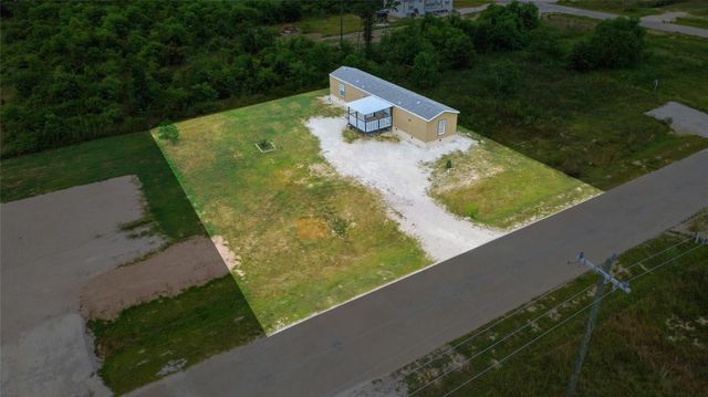 320 Road 5821, Cleveland, TX 77327