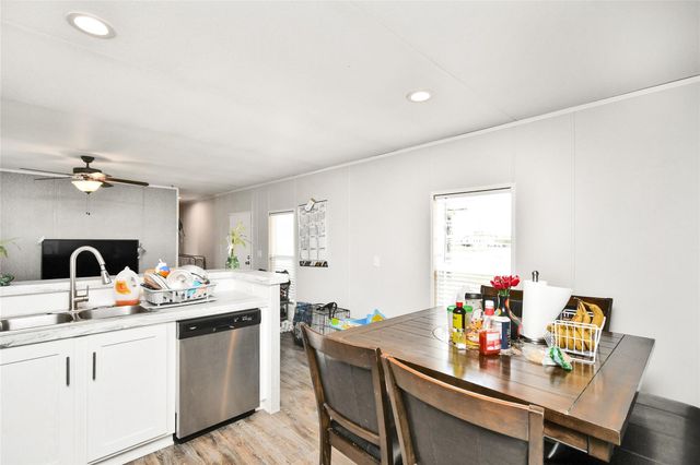 320 Road 5821, Cleveland, TX 77327