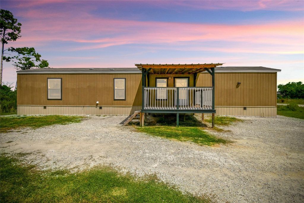 320 Road 5821, Cleveland, TX 77327