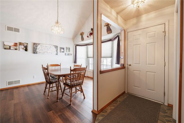 197 Garden Parkway, Henrietta, NY 14467