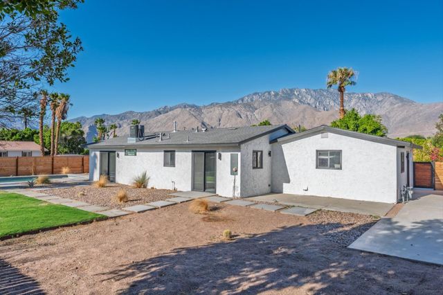 2600 N Chuperosa Road, Palm Springs, CA 92262
