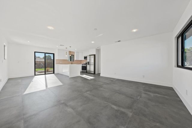 2600 N Chuperosa Road, Palm Springs, CA 92262