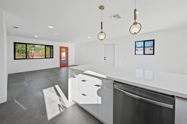 2600 N Chuperosa Road, Palm Springs, CA 92262