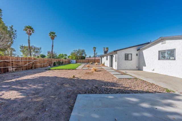 2600 N Chuperosa Road, Palm Springs, CA 92262
