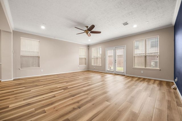 5309 Nolda Street, Houston, TX 77007