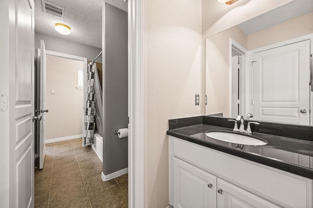 5309 Nolda Street, Houston, TX 77007