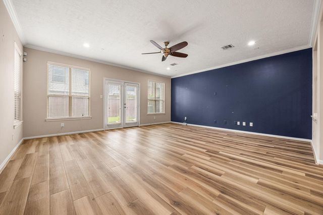 5309 Nolda Street, Houston, TX 77007