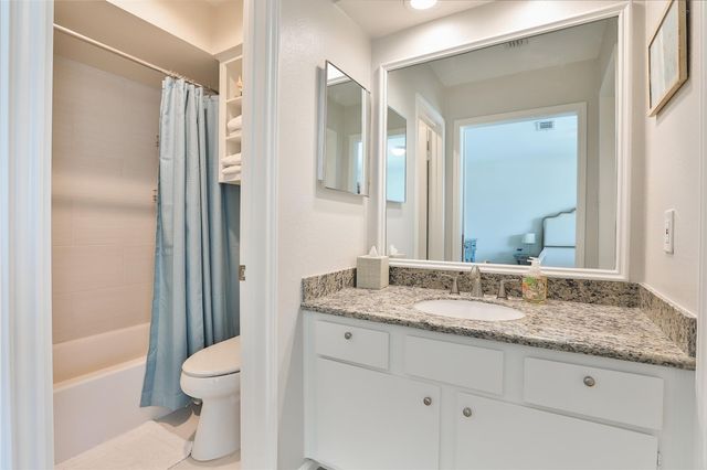 979 Memorial Village Drive 48, Houston, TX 77024