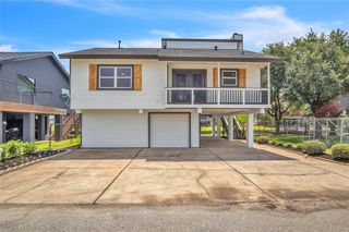 38 N Flamingo Street, La Marque, TX 77568
