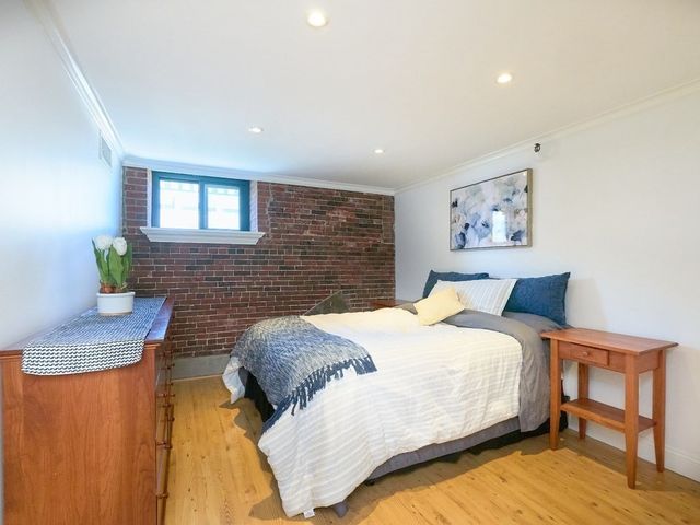 42 Eighth St. 5521, Boston, MA 02129