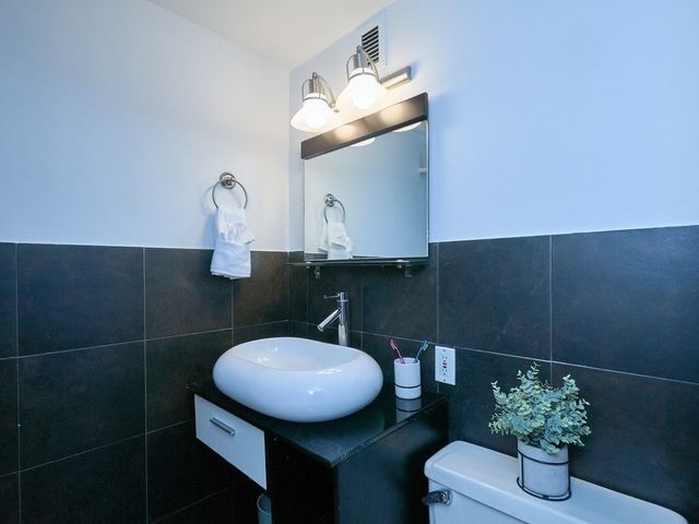 42 Eighth St. 5521, Boston, MA 02129