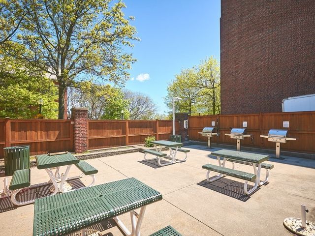 42 Eighth St. 5521, Boston, MA 02129