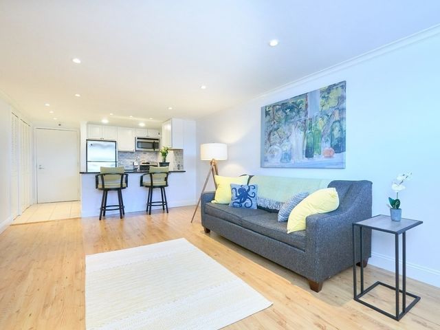 42 Eighth St. 5521, Boston, MA 02129