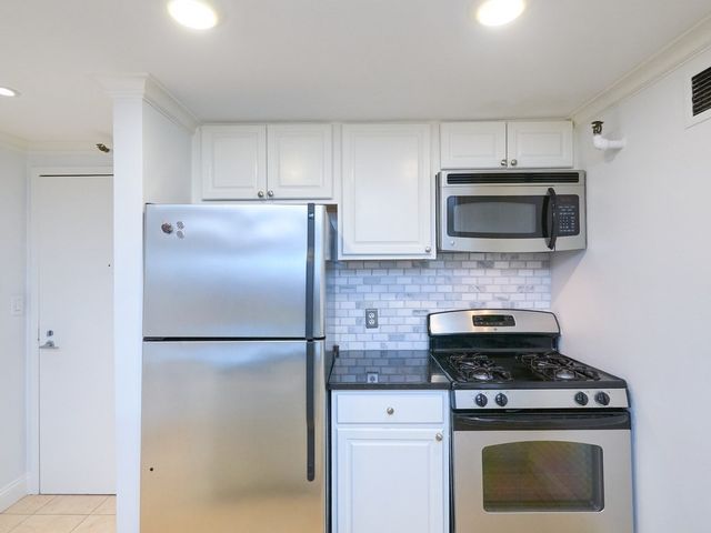 42 Eighth St. 5521, Boston, MA 02129