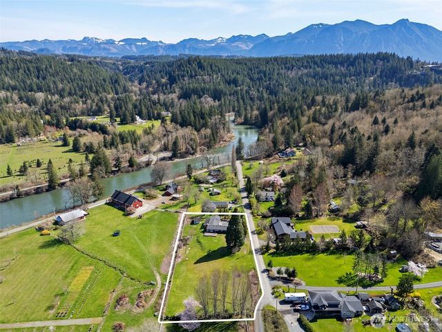36422 SE 56th Street, Fall City, WA 98024