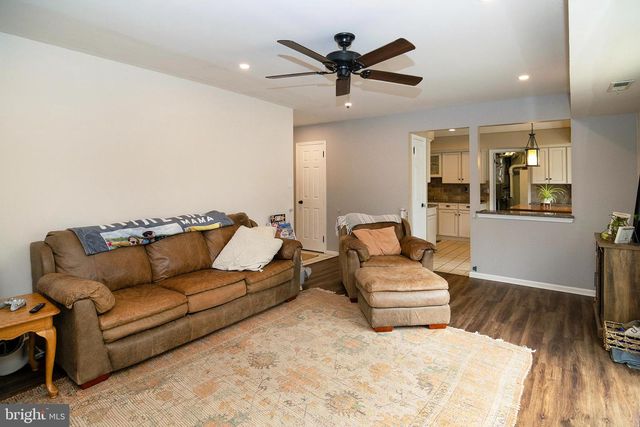 11 WHITEMARSH CT, Marlton, NJ 08053