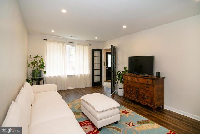 11 WHITEMARSH CT, Marlton, NJ 08053