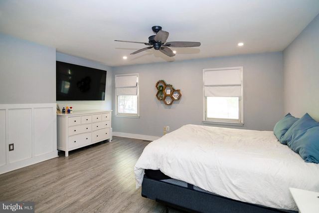 11 WHITEMARSH CT, Marlton, NJ 08053