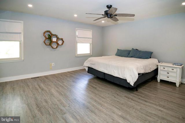 11 WHITEMARSH CT, Marlton, NJ 08053
