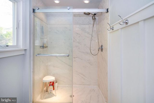 11 WHITEMARSH CT, Marlton, NJ 08053