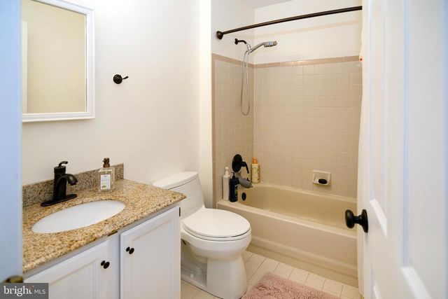 11 WHITEMARSH CT, Marlton, NJ 08053