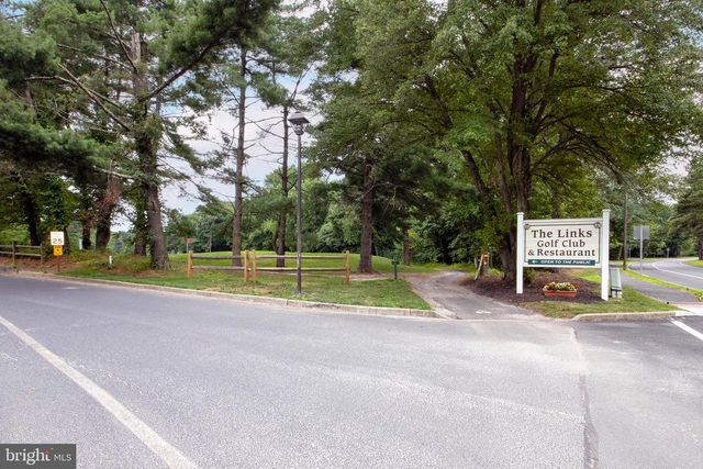 11 WHITEMARSH CT, Marlton, NJ 08053