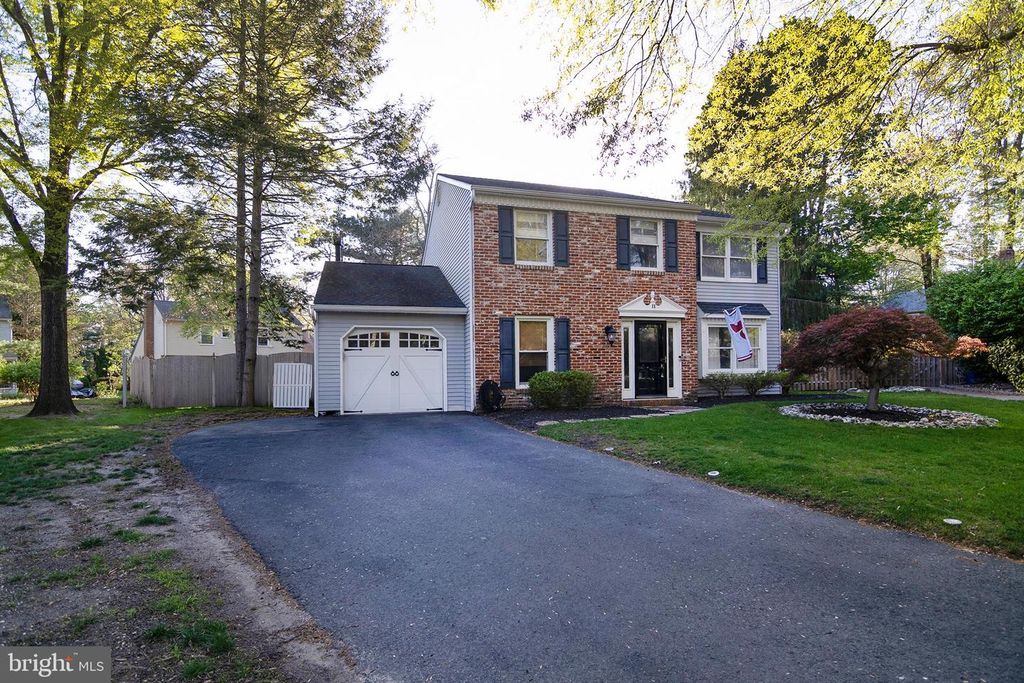11 WHITEMARSH CT, Marlton, NJ 08053