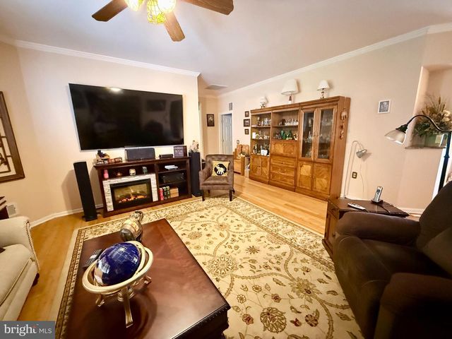111 MIRAGE BLVD, Barnegat, NJ 08005