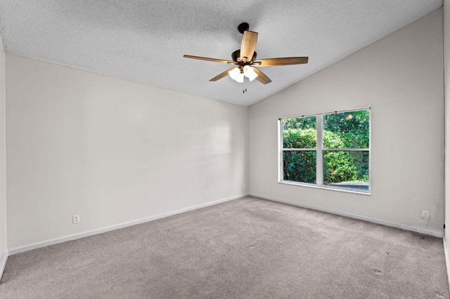 125 Saratoga Boulevard E, Royal Palm Beach, FL 33411