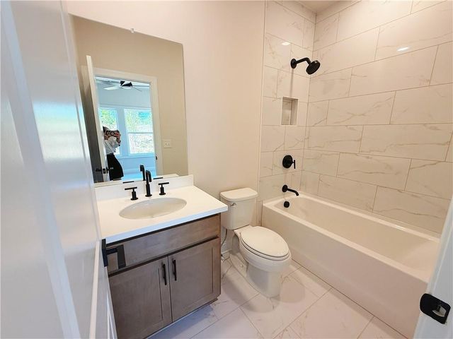 2450 Colliers Lane, Cumming, GA 30041