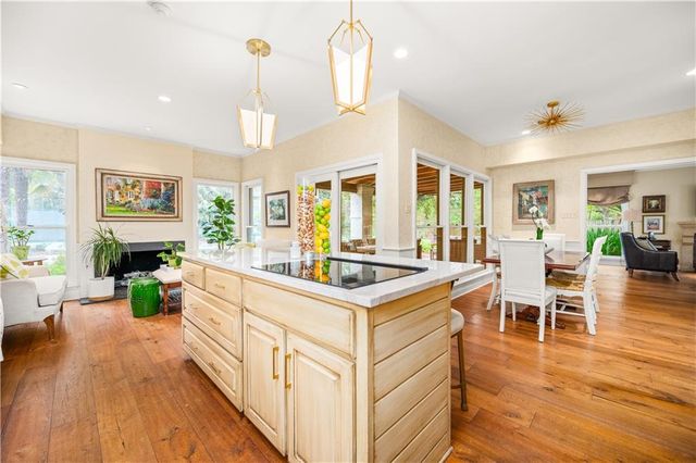 5721 COURTLAND Place, Alexandria, LA 71301