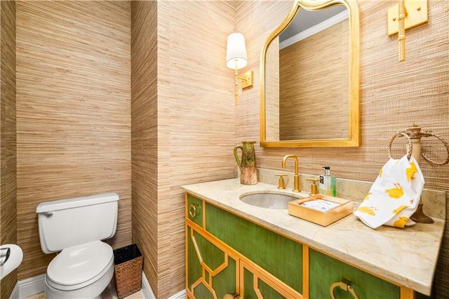 5721 COURTLAND Place, Alexandria, LA 71301