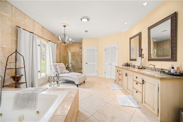 5721 COURTLAND Place, Alexandria, LA 71301