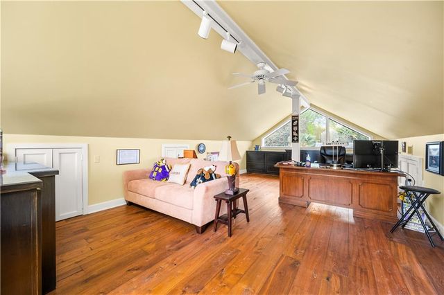 5721 COURTLAND Place, Alexandria, LA 71301