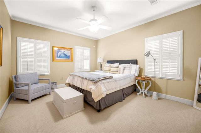 5721 COURTLAND Place, Alexandria, LA 71301