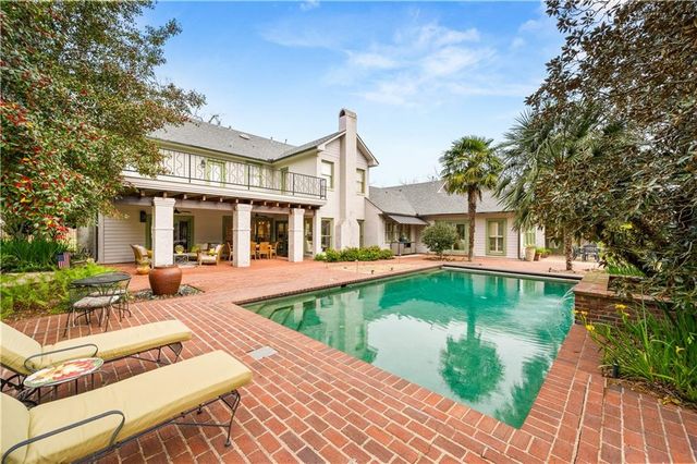 5721 COURTLAND Place, Alexandria, LA 71301