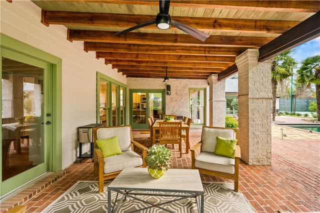 5721 COURTLAND Place, Alexandria, LA 71301