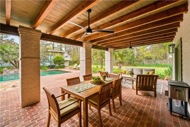 5721 COURTLAND Place, Alexandria, LA 71301