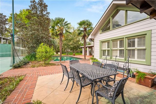 5721 COURTLAND Place, Alexandria, LA 71301