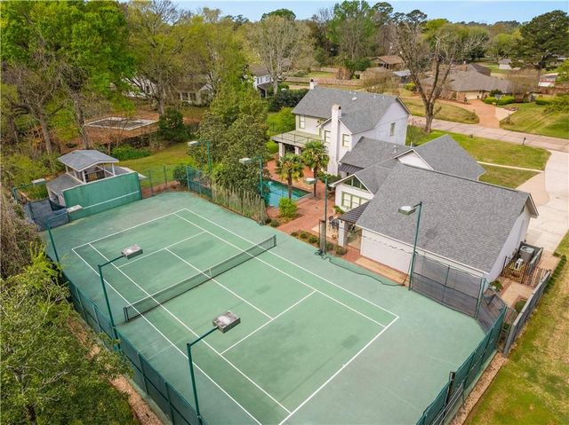 5721 COURTLAND Place, Alexandria, LA 71301