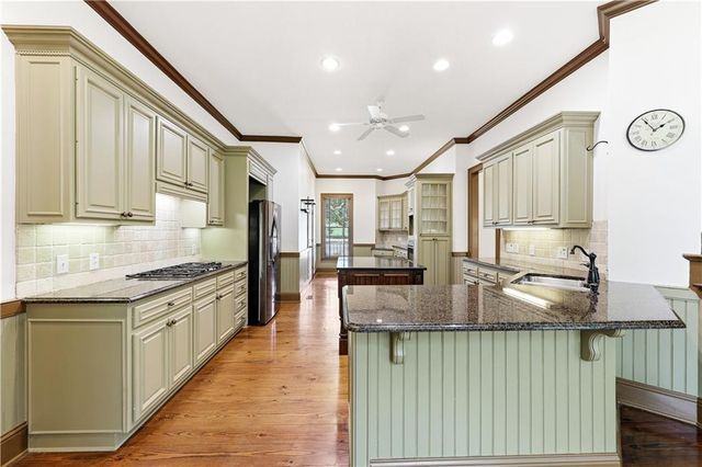 5618 Burke Lane, Gainesville, GA 30506