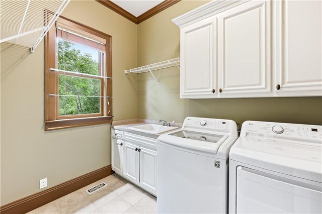 5618 Burke Lane, Gainesville, GA 30506