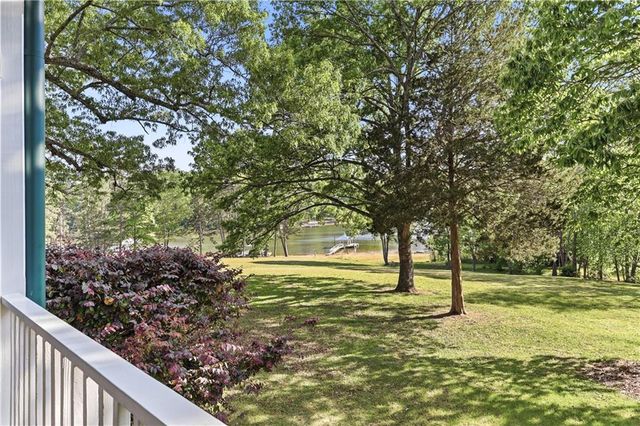 5618 Burke Lane, Gainesville, GA 30506