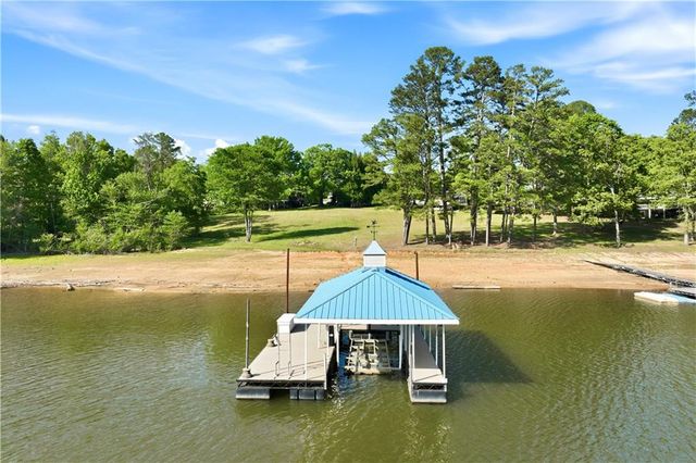 5618 Burke Lane, Gainesville, GA 30506