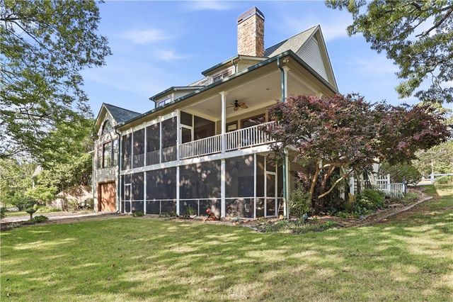 5618 Burke Lane, Gainesville, GA 30506